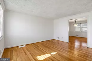 1926 Searles Rd, Baltimore, MD 21222 - Photo 7