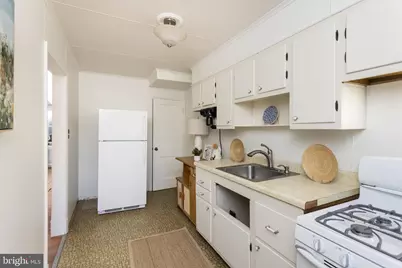 1609 Thetford Road, Towson, MD 21286 - Photo 5