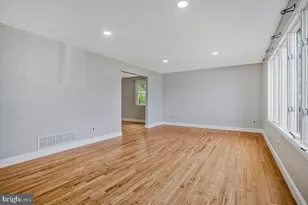 9207 Gardenia Rd, Nottingham, MD 21236 - Photo 7
