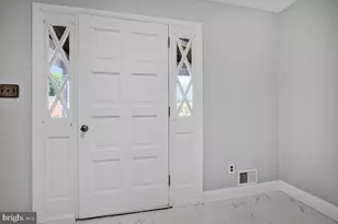 9207 Gardenia Rd, Nottingham, MD 21236 - Photo 5