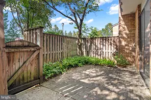 3 Waterbird Ct, Cockeysville, MD 21030 - Photo 3