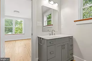 2507 Island View Rd, Essex, MD 21221 - Photo 31