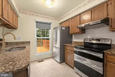 38 Battersea Bridge Court, Lutherville Timonium, MD 21093 - Photo 15