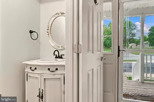 422 Central Ave, Reisterstown, MD 21136 - Photo 5