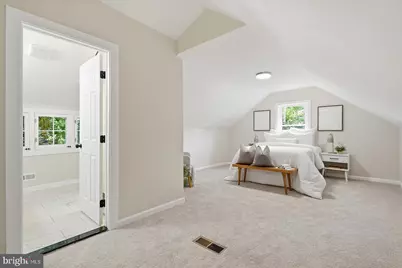 1 Glenwood Avenue, Baltimore, MD 21228 - Photo 25