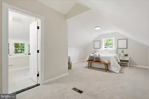 1 Glenwood Ave, Baltimore, MD 21228 - Photo 25