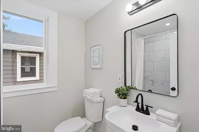 1 Glenwood Avenue, Baltimore, MD 21228 - Photo 21