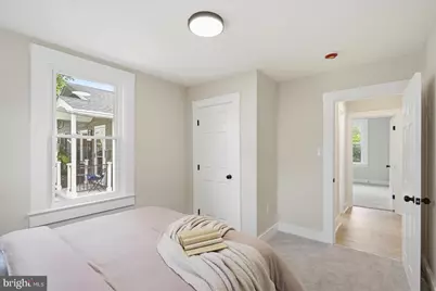 1 Glenwood Avenue, Baltimore, MD 21228 - Photo 19
