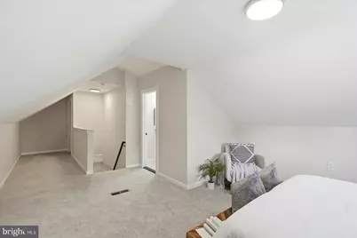 1 Glenwood Avenue, Baltimore, MD 21228 - Photo 27