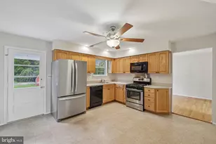 4510 Fieldgreen Rd, Baltimore, MD 21236 - Photo 3