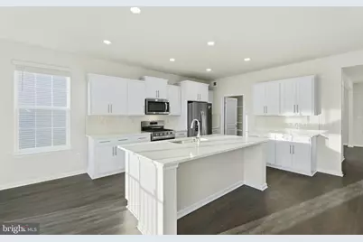 8128 Cypress Point Drive, Rosedale, MD 21237 - Photo 5