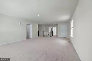 8126 Cypress Pt Dr, Rosedale, MD 21237 - Photo 17