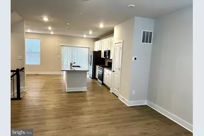 7817 Barrensdale Road, Windsor Mill, MD 21244 - Photo 17