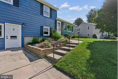 9 N Hilltop Road, Catonsville, MD 21228 - Photo 5