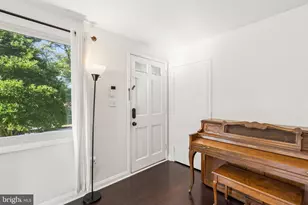 9 N Hilltop Rd, Catonsville, MD 21228 - Photo 7
