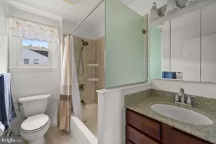 230 Rollingbrook Way, Baltimore, MD 21228 - Photo 15