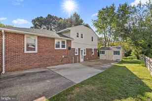 230 Rollingbrook Way, Baltimore, MD 21228 - Photo 27