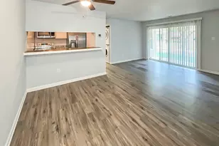 2 Cloverwood Ct, Essex, MD 21221 - Photo 5