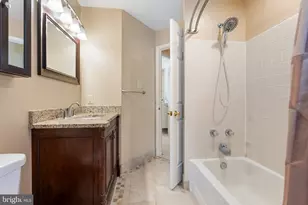 8 Kathsway Ct, Baltimore, MD 21234 - Photo 17