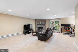 8 Kathsway Ct, Baltimore, MD 21234 - Photo 23