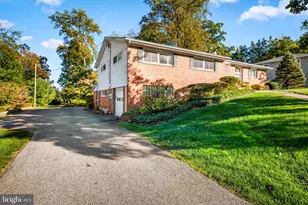 1917 Knollton Rd, Timonium, MD 21093 - Photo 3