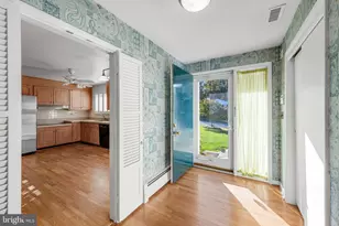 1917 Knollton Rd, Timonium, MD 21093 - Photo 5