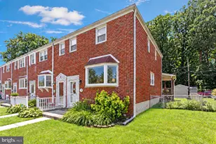 943 Circle Dr, Baltimore, MD 21227 - Photo 1