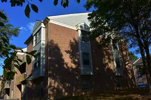 8 Banyan Wood Ct, Essex, MD 21221 - Photo 17