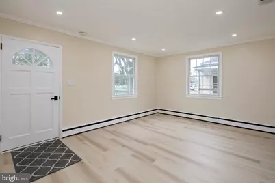 8202 Longpoint Road, Baltimore, MD 21222 - Photo 3