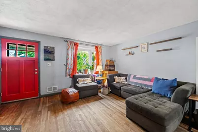 5504 Dolores Avenue, Halethorpe, MD 21227 - Photo 3