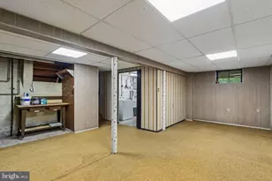 1111 Raven Dr, Baltimore, MD 21227 - Photo 35