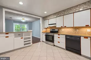 3 Pipe Hill Ct, Baltimore, MD 21209 - Photo 11