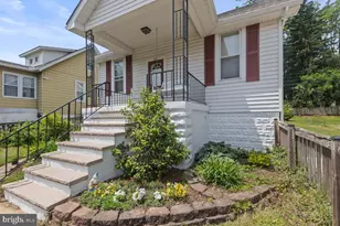 66 N Prospect Ave, Catonsville, MD 21228 - Photo 3