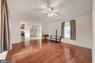 490 Mirabile Ln, Baltimore, MD 21224 - Photo 3