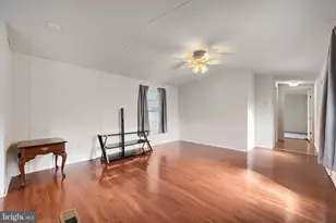 490 Mirabile Ln, Baltimore, MD 21224 - Photo 5