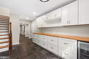 11924 White Heather Rd, Cockeysville, MD 21030 - Photo 7