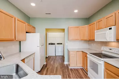 9506 Amberleigh Lane #9506H, Perry Hall, MD 21128 - Photo 3