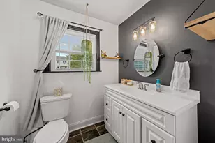 49 Taos Cir, Baltimore, MD 21220 - Photo 15