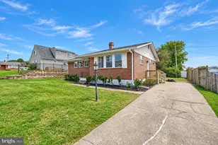 4121 Loch Carrow Rd, Baltimore, MD 21236 - Photo 3