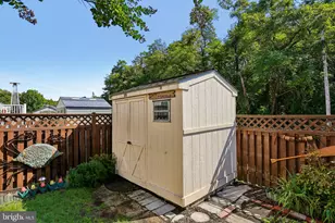 1909 Newhaven Dr, Baltimore, MD 21221 - Photo 29