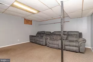 33 Bladen Rd, Essex, MD 21221 - Photo 15