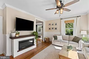 124 Rosewood Ave, Baltimore, MD 21228 - Photo 9