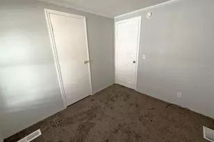101 Roundup Rd, Middle River, MD 21220 - Photo 21
