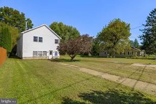 404 Dyer Ave, Reisterstown, MD 21136 - Photo 1