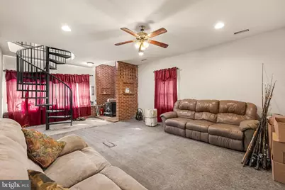 404 Dyer Avenue, Reisterstown, MD 21136 - Photo 13