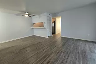 2 Cloverwood Ct, Essex, MD 21221 - Photo 11