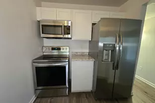 2 Cloverwood Ct, Essex, MD 21221 - Photo 5