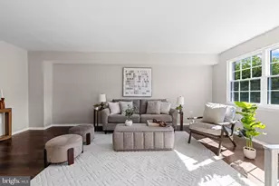 9 Oak Shadows Ct, Baltimore, MD 21228 - Photo 3