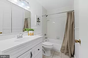 9 Oak Shadows Ct, Baltimore, MD 21228 - Photo 19