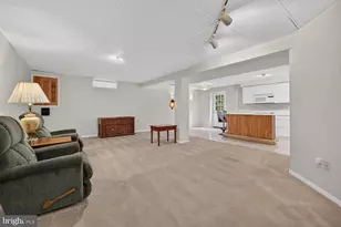 7920 Main Falls Cir, Baltimore, MD 21228 - Photo 37